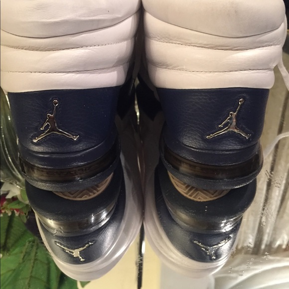 Jordan men's sneakers - Picture 2 of 5